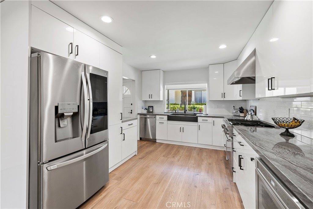 5602 Las Virgenes Road, Calabasas, CA 91302