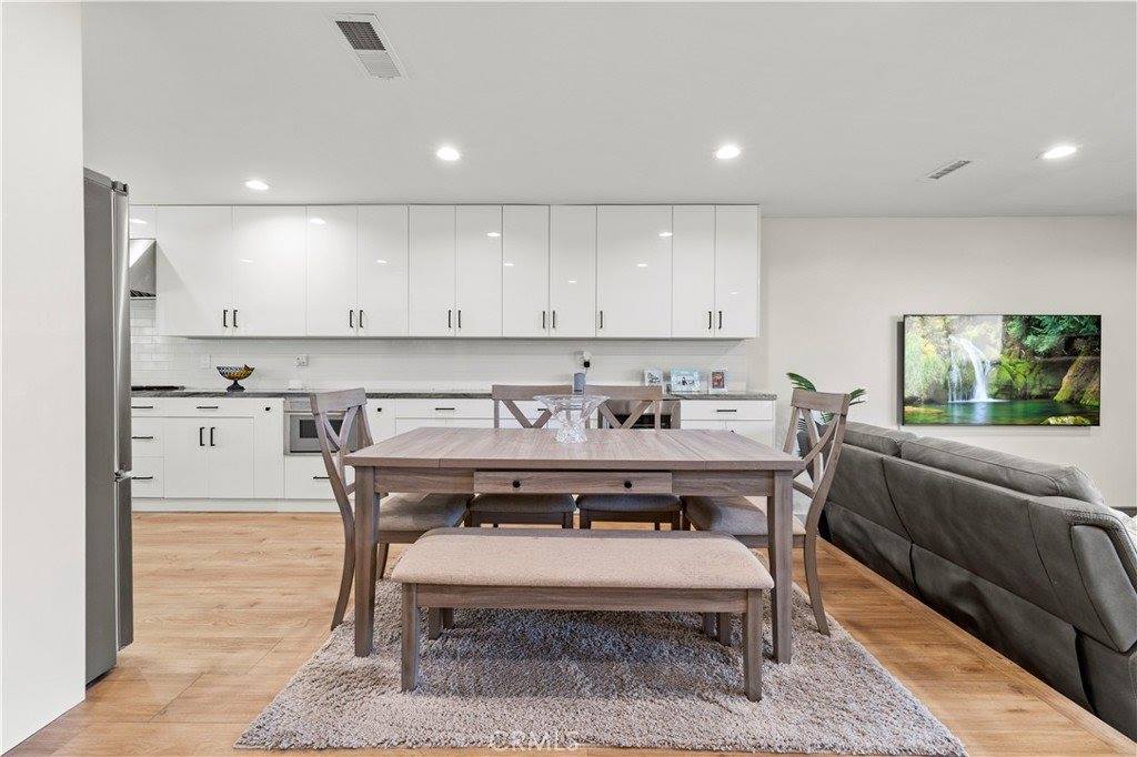5602 Las Virgenes Road, Calabasas, CA 91302