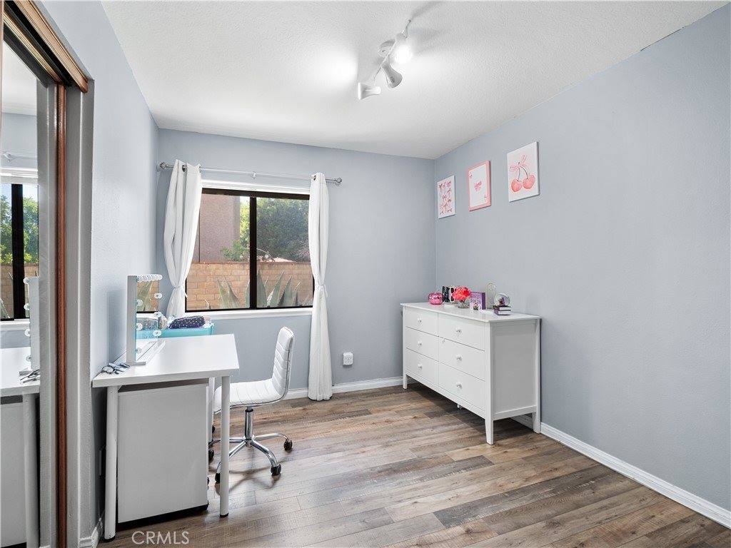 25995 Pueblo Drive, Valencia, CA 91355