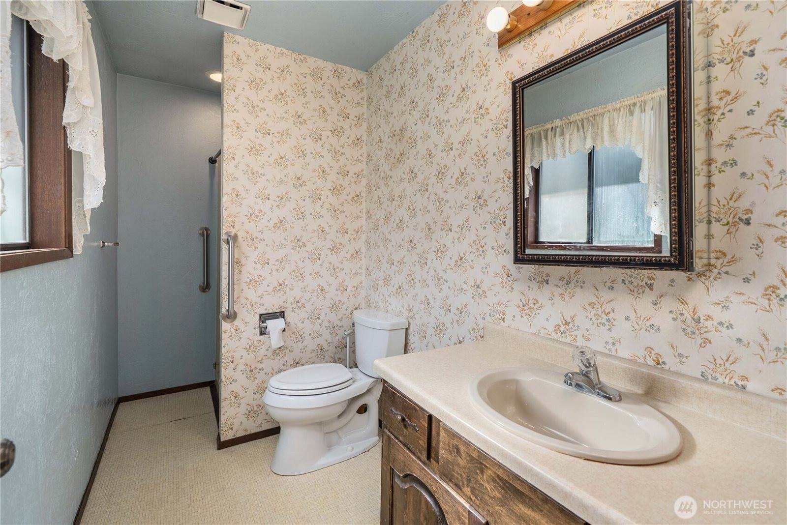 16416 Dogwood Lane, Arlington, WA 98223