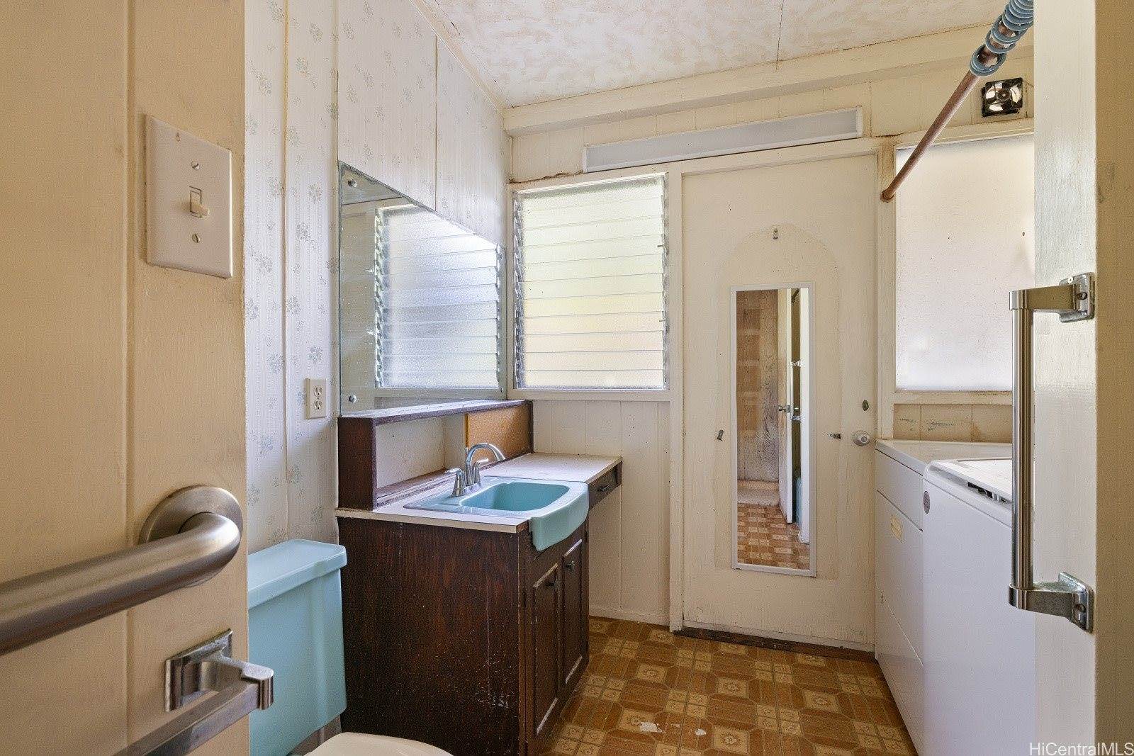 1104 Mokapu Boulevard, Kailua, HI 96734