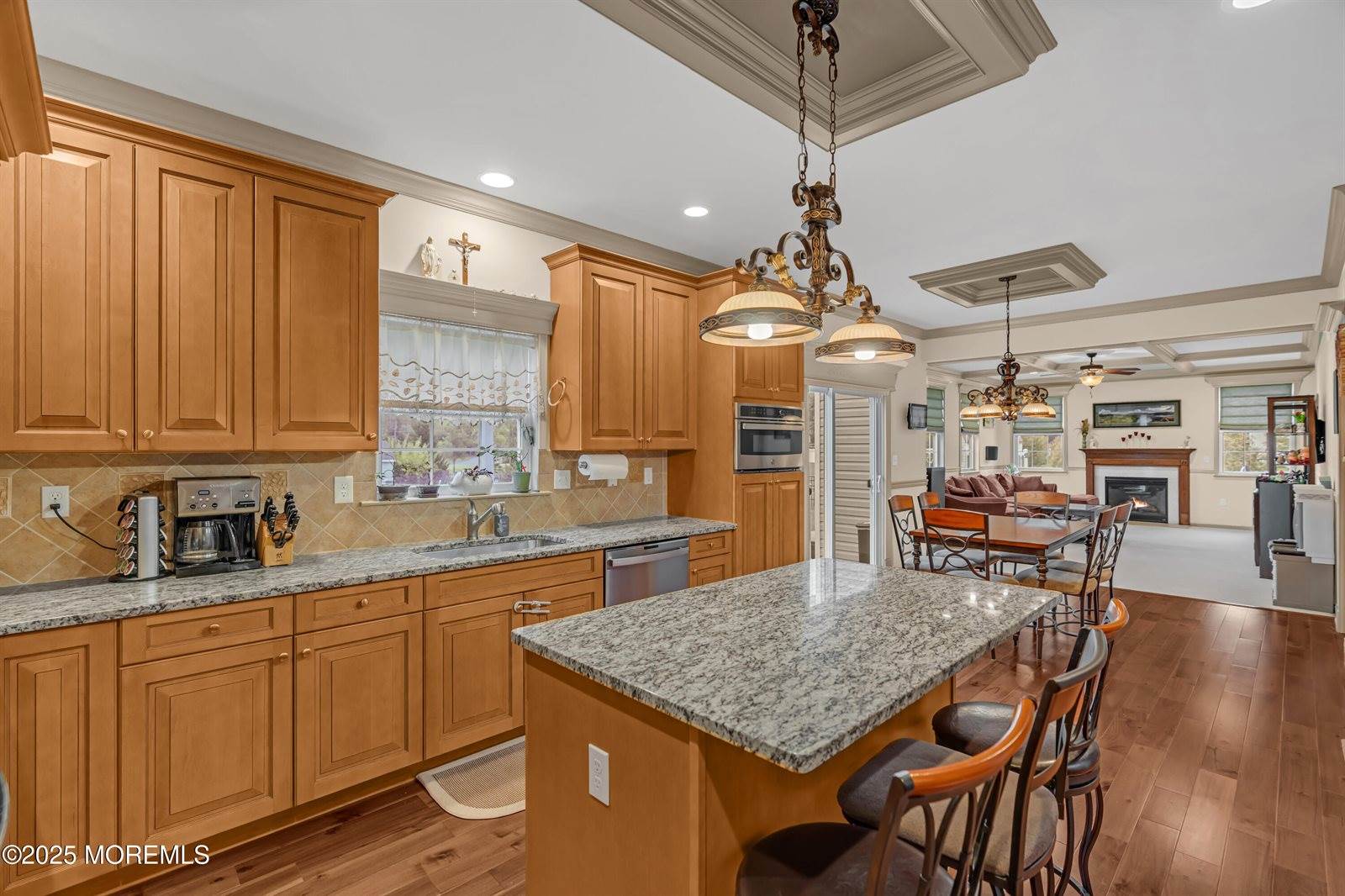 7 Whispering Grove Boulevard, Jackson, NJ 08527