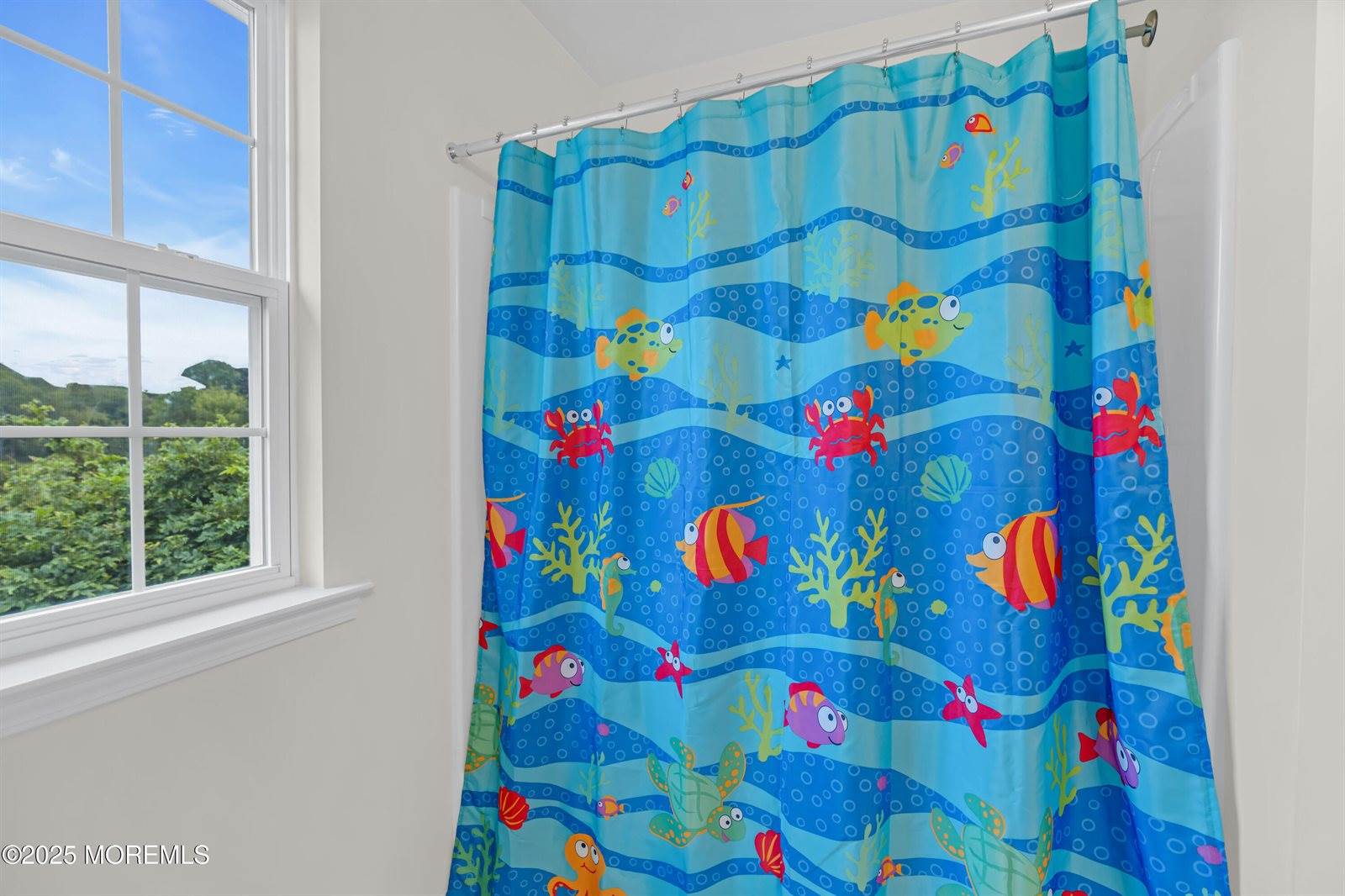 7 Whispering Grove Boulevard, Jackson, NJ 08527