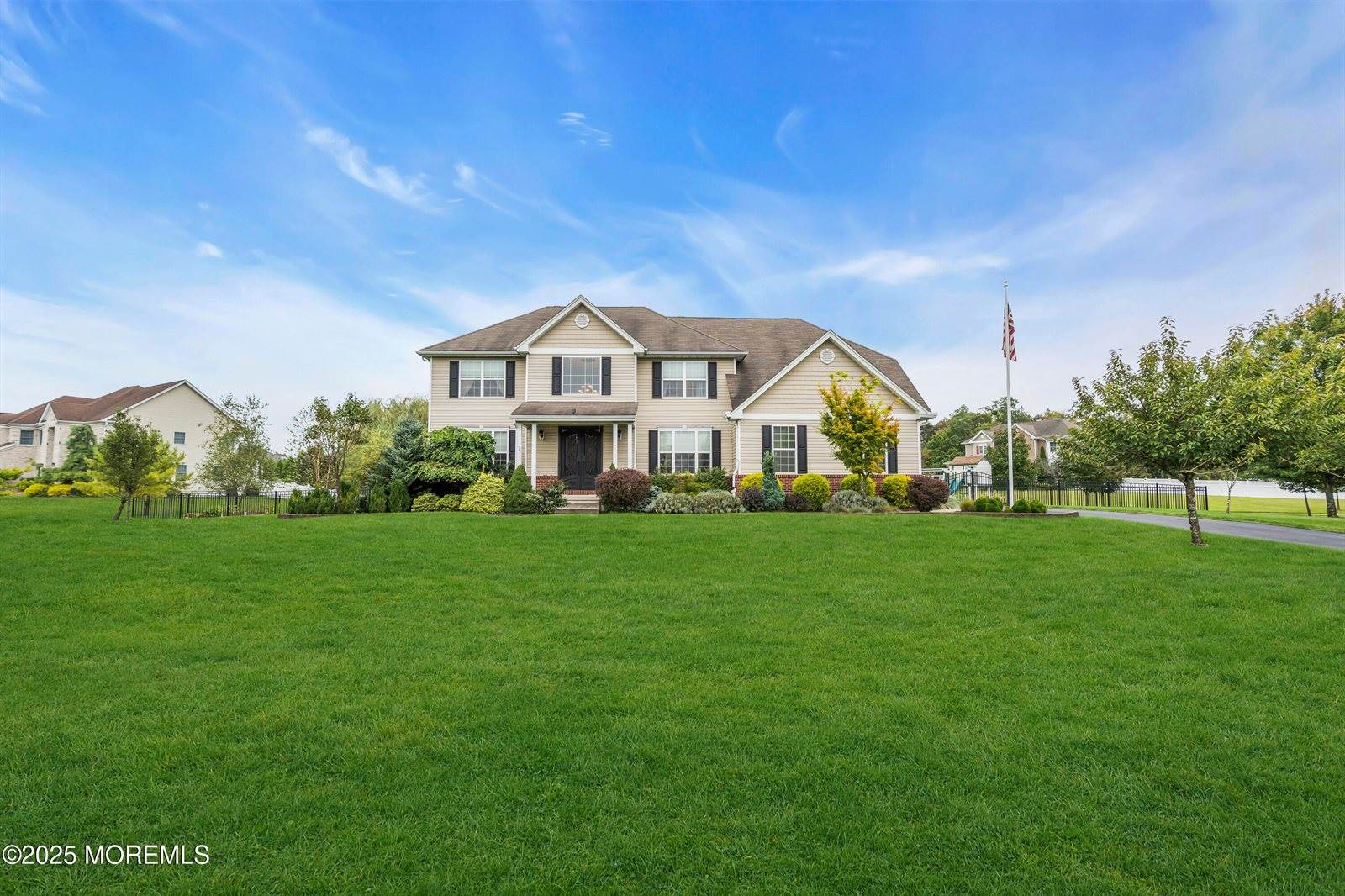 7 Whispering Grove Boulevard, Jackson, NJ 08527