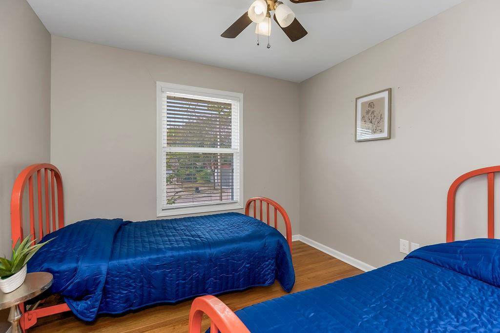 10701 Indiana Avenue, Kansas City, MO 64137