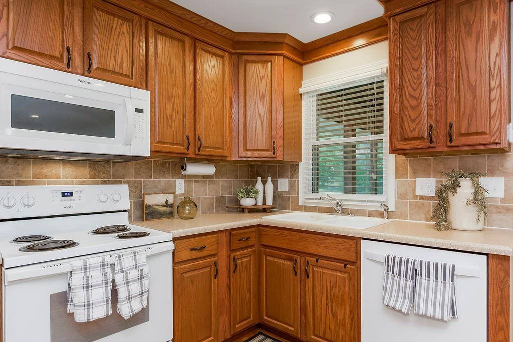 10701 Indiana Avenue, Kansas City, MO 64137