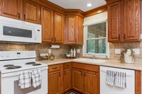 10701 Indiana Avenue, Kansas City, MO 64137