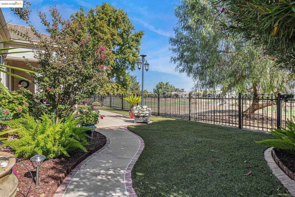 452 Tayberry Ln, Brentwood, CA 94513