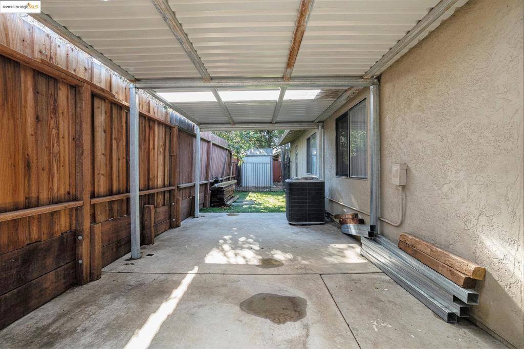 80 Mandeville Ct, Oakley, CA 94561