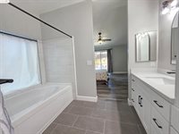 80 Mandeville Ct, Oakley, CA 94561