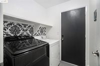 80 Mandeville Ct, Oakley, CA 94561