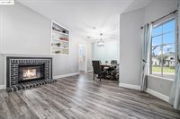 80 Mandeville Ct, Oakley, CA 94561