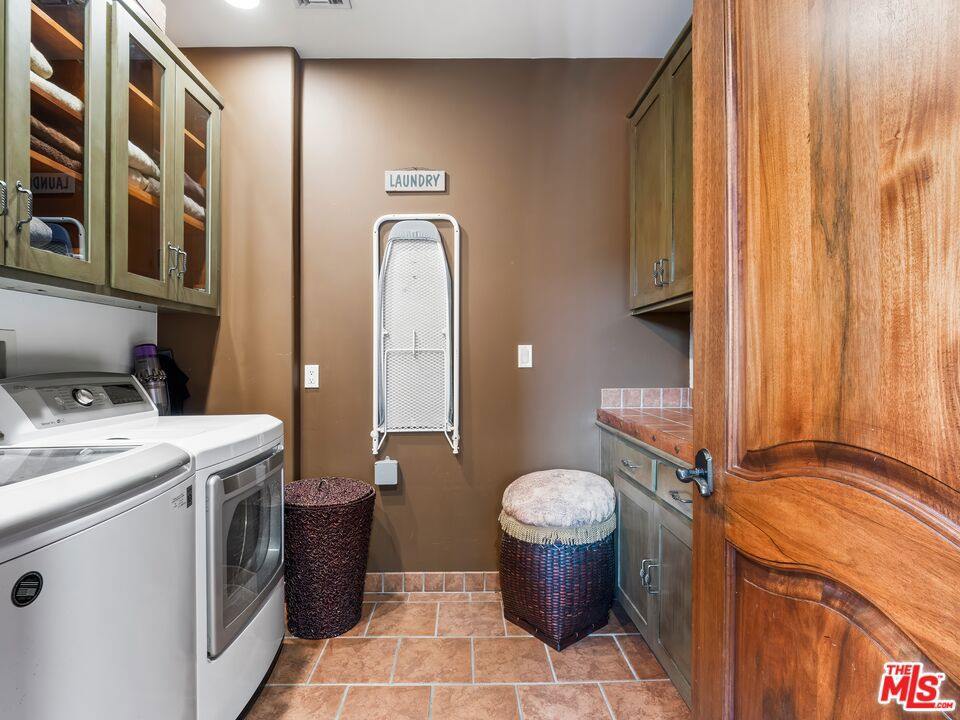 27023 Rolling Hills Avenue, Canyon Country, CA 91387