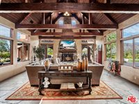 27023 Rolling Hills Avenue, Canyon Country, CA 91387