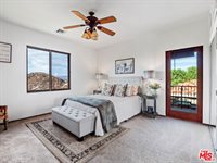 27023 Rolling Hills Avenue, Canyon Country, CA 91387