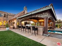 27023 Rolling Hills Avenue, Canyon Country, CA 91387