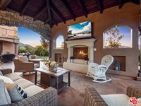 27023 Rolling Hills Avenue, Canyon Country, CA 91387