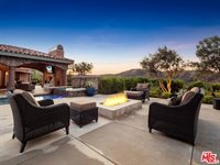 27023 Rolling Hills Avenue, Canyon Country, CA 91387