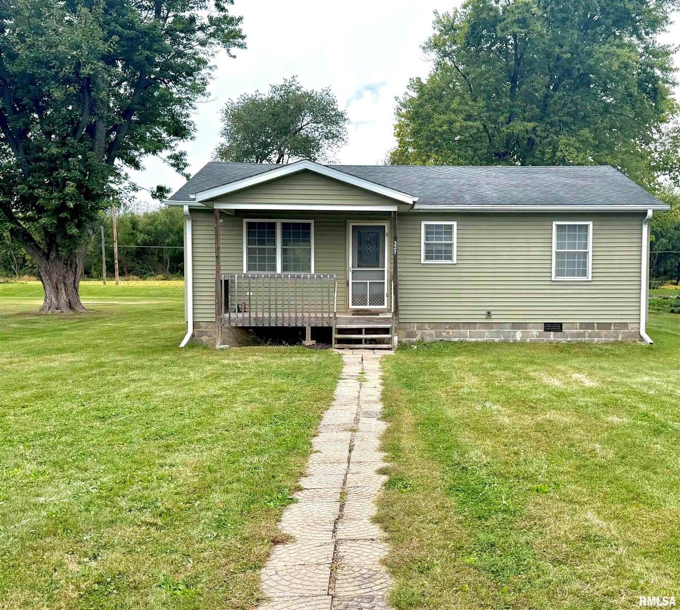 327 7TH Street, Colona, IL 61241