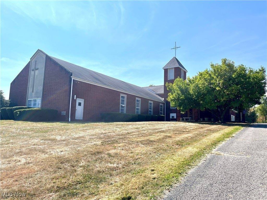 14394 Youngstown Pittsburgh Road, Petersburg, OH 44454