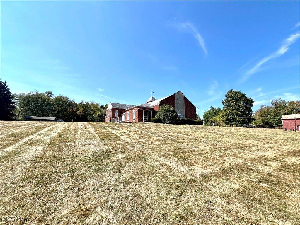 14394 Youngstown Pittsburgh Road, Petersburg, OH 44454