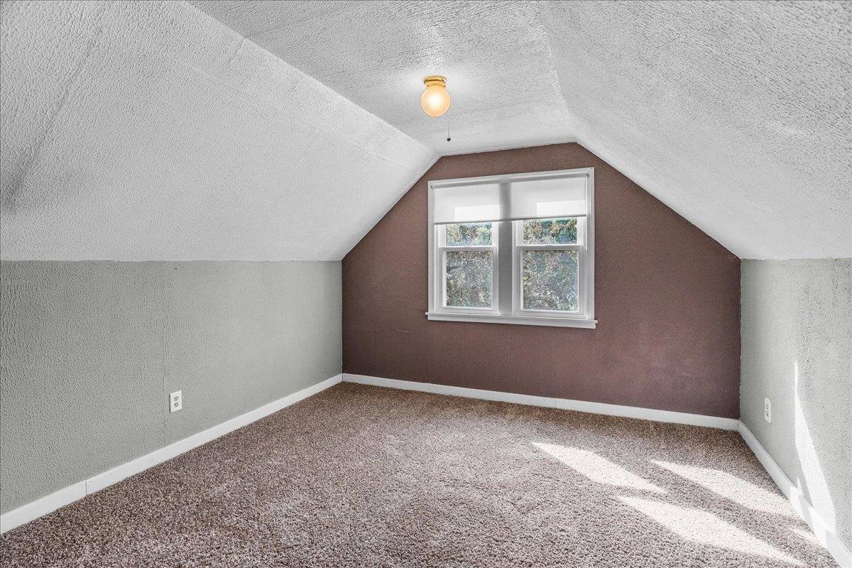 117 E 17th Street, Marshfield, WI 54449