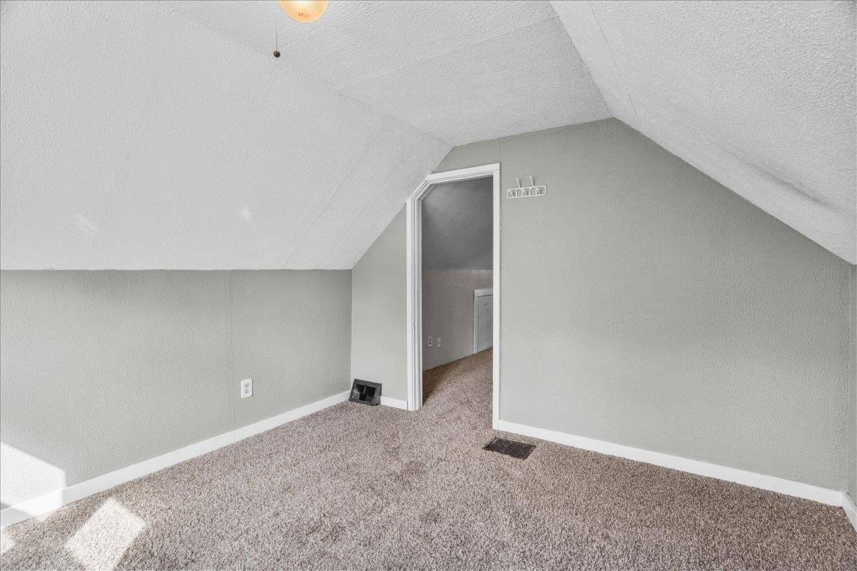 117 E 17th Street, Marshfield, WI 54449