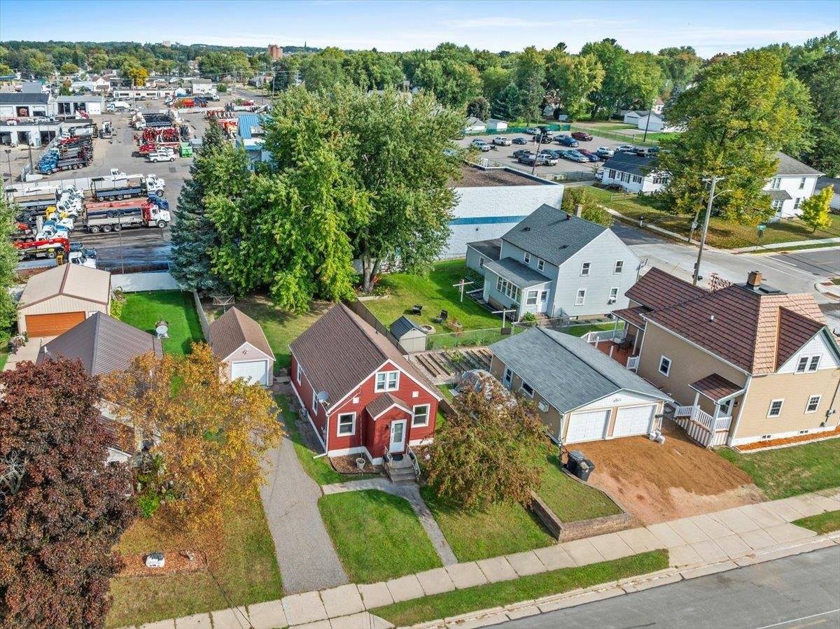 117 E 17th Street, Marshfield, WI 54449