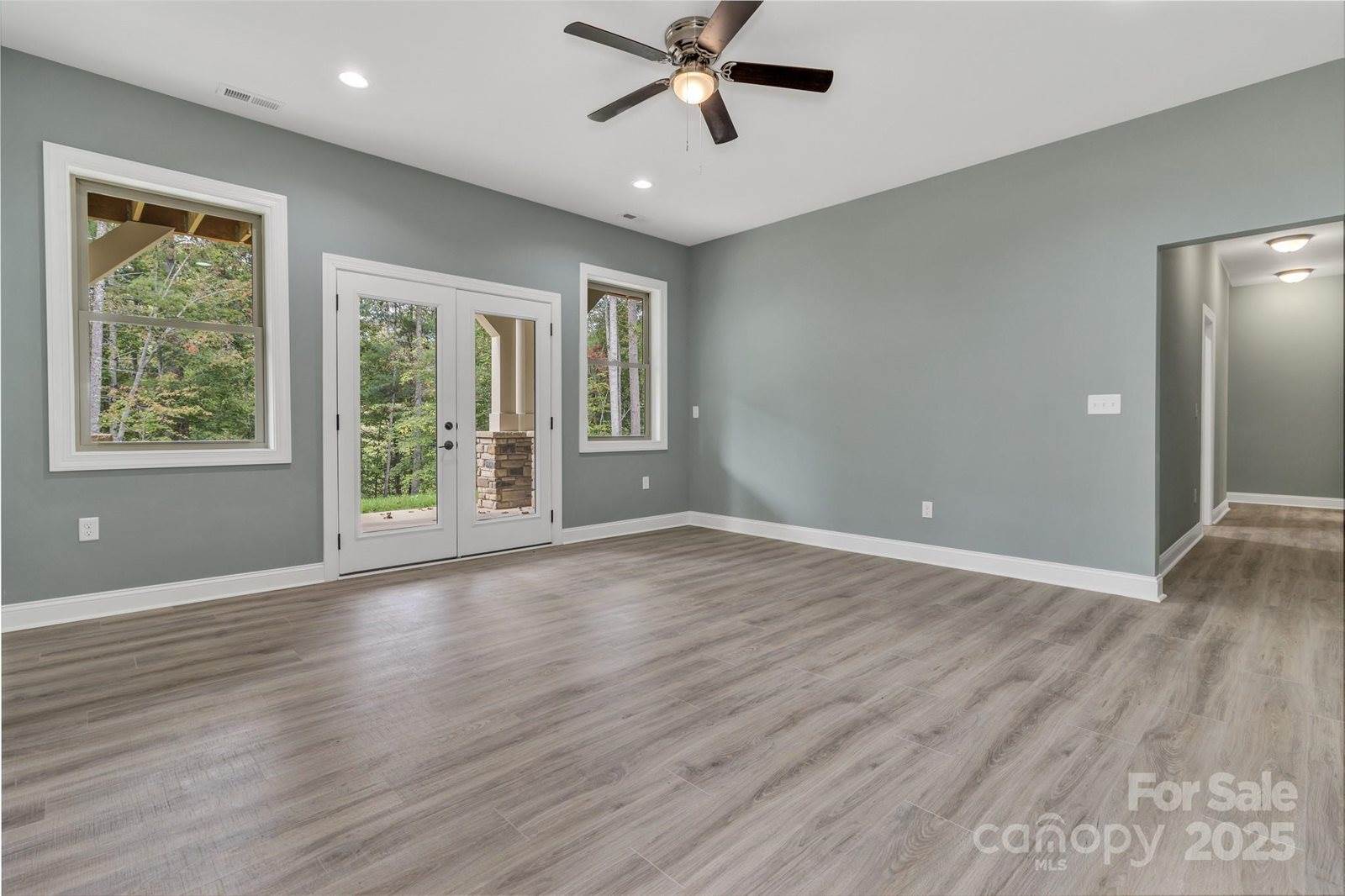 926 Settlers Trail, Mars Hill, NC 28754