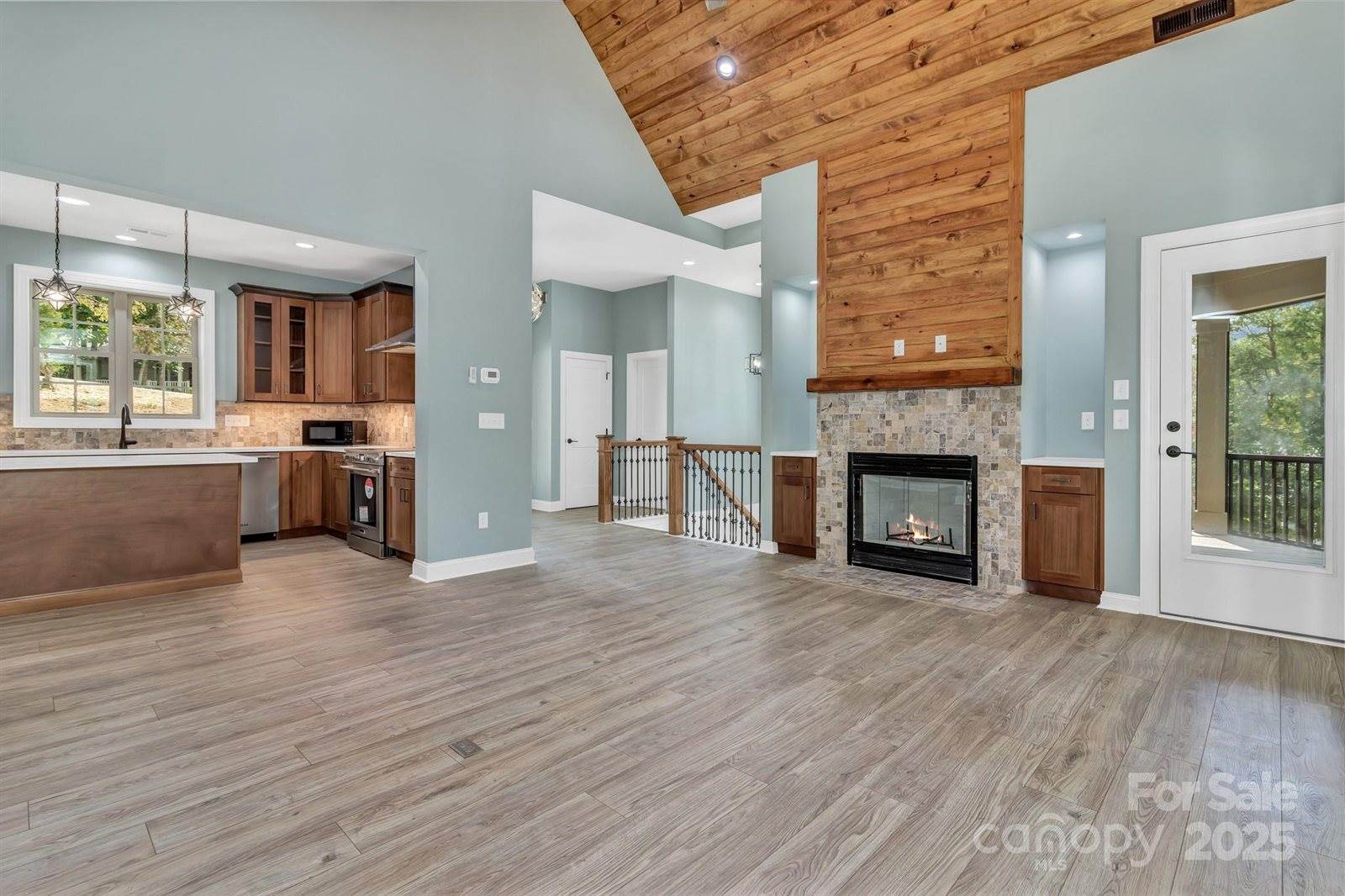 926 Settlers Trail, Mars Hill, NC 28754