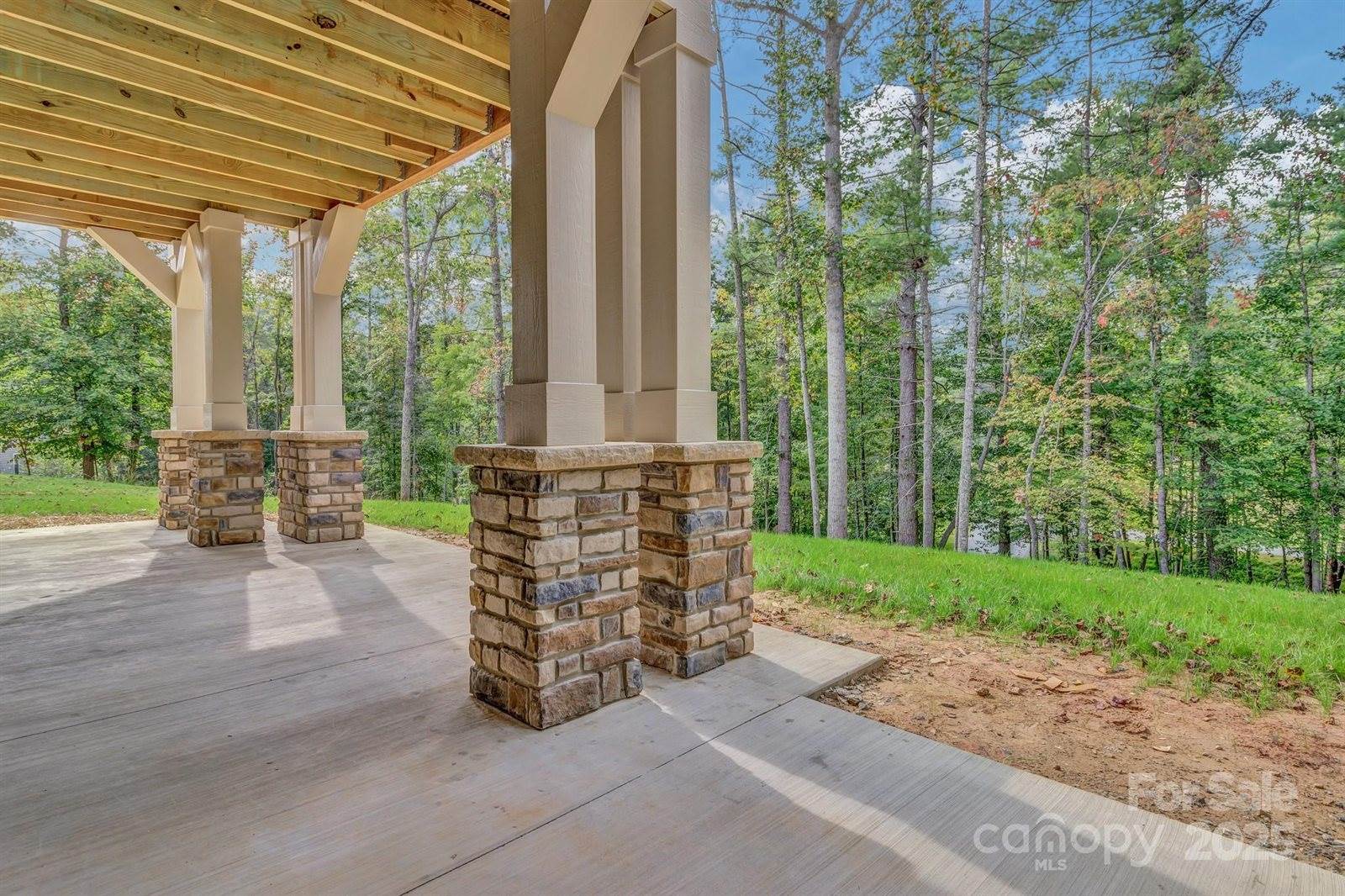 926 Settlers Trail, Mars Hill, NC 28754