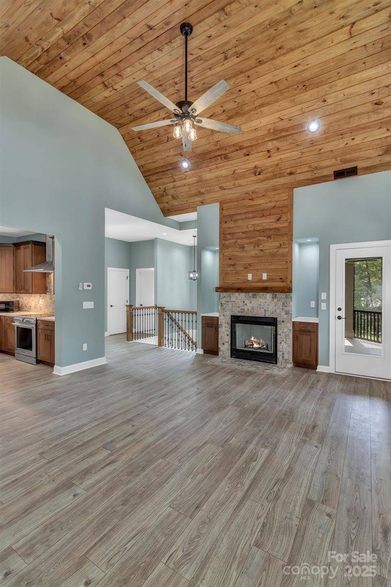 926 Settlers Trail, Mars Hill, NC 28754