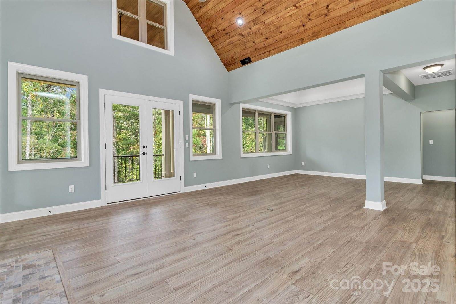 926 Settlers Trail, Mars Hill, NC 28754