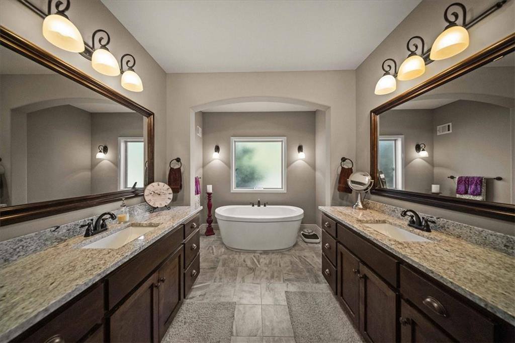 9158 West 178th Terrace, Overland Park, KS 66013