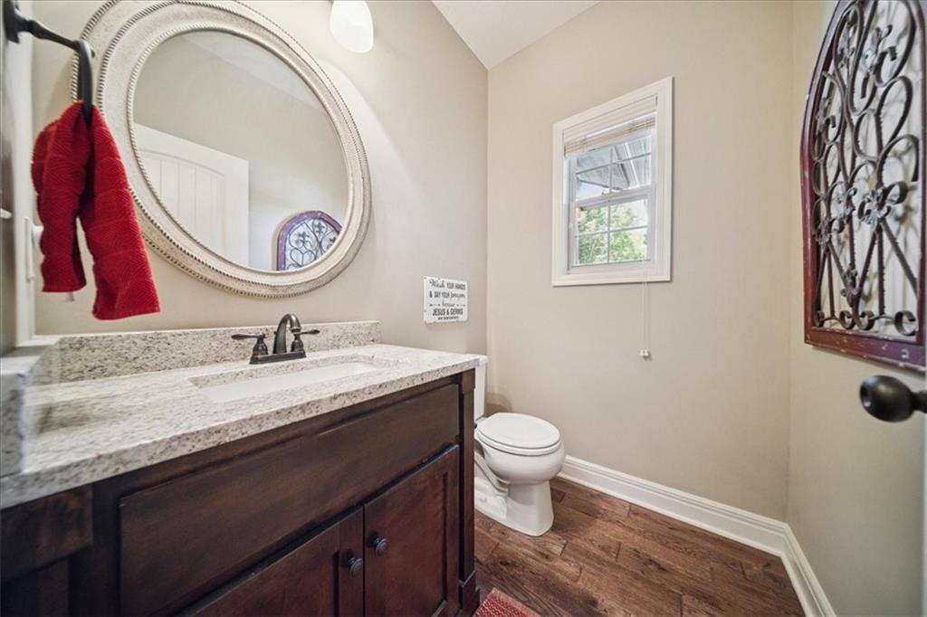 9158 West 178th Terrace, Overland Park, KS 66013