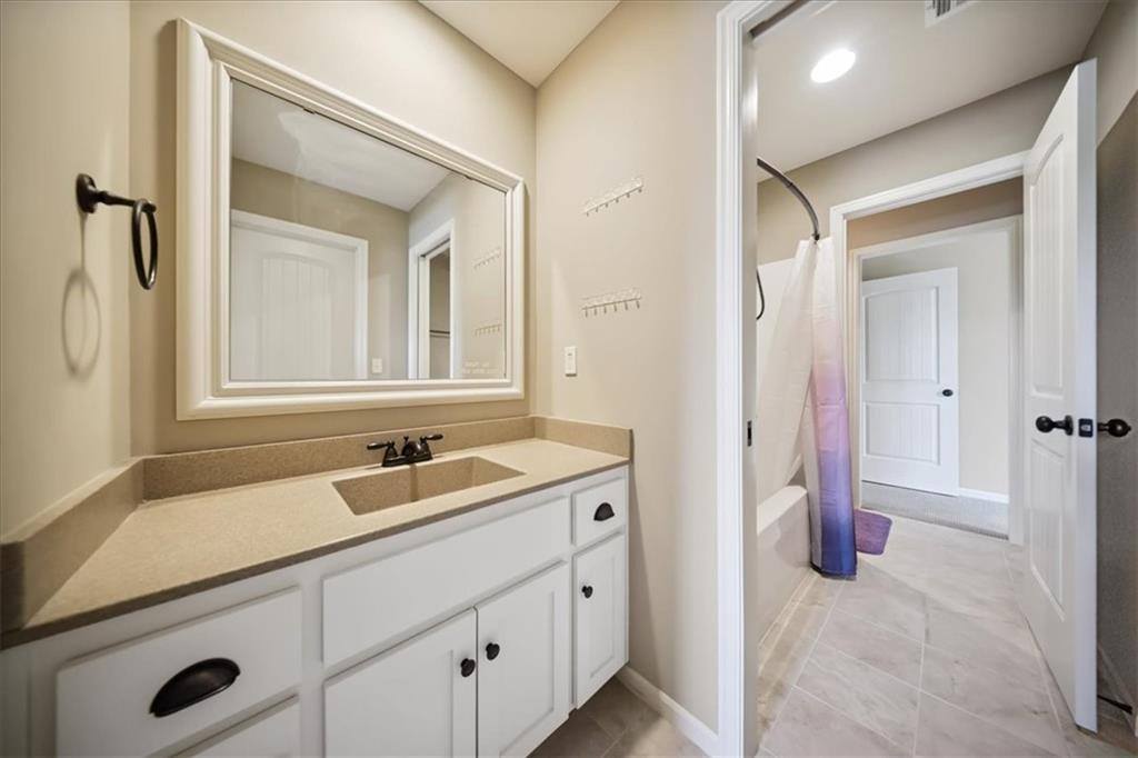 9158 West 178th Terrace, Overland Park, KS 66013