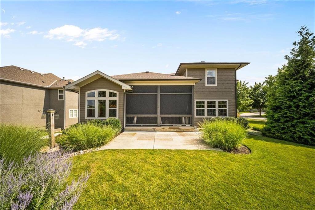 9158 West 178th Terrace, Overland Park, KS 66013