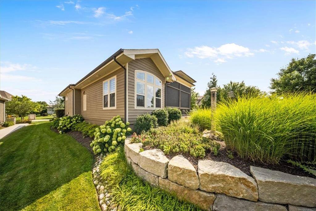 9158 West 178th Terrace, Overland Park, KS 66013