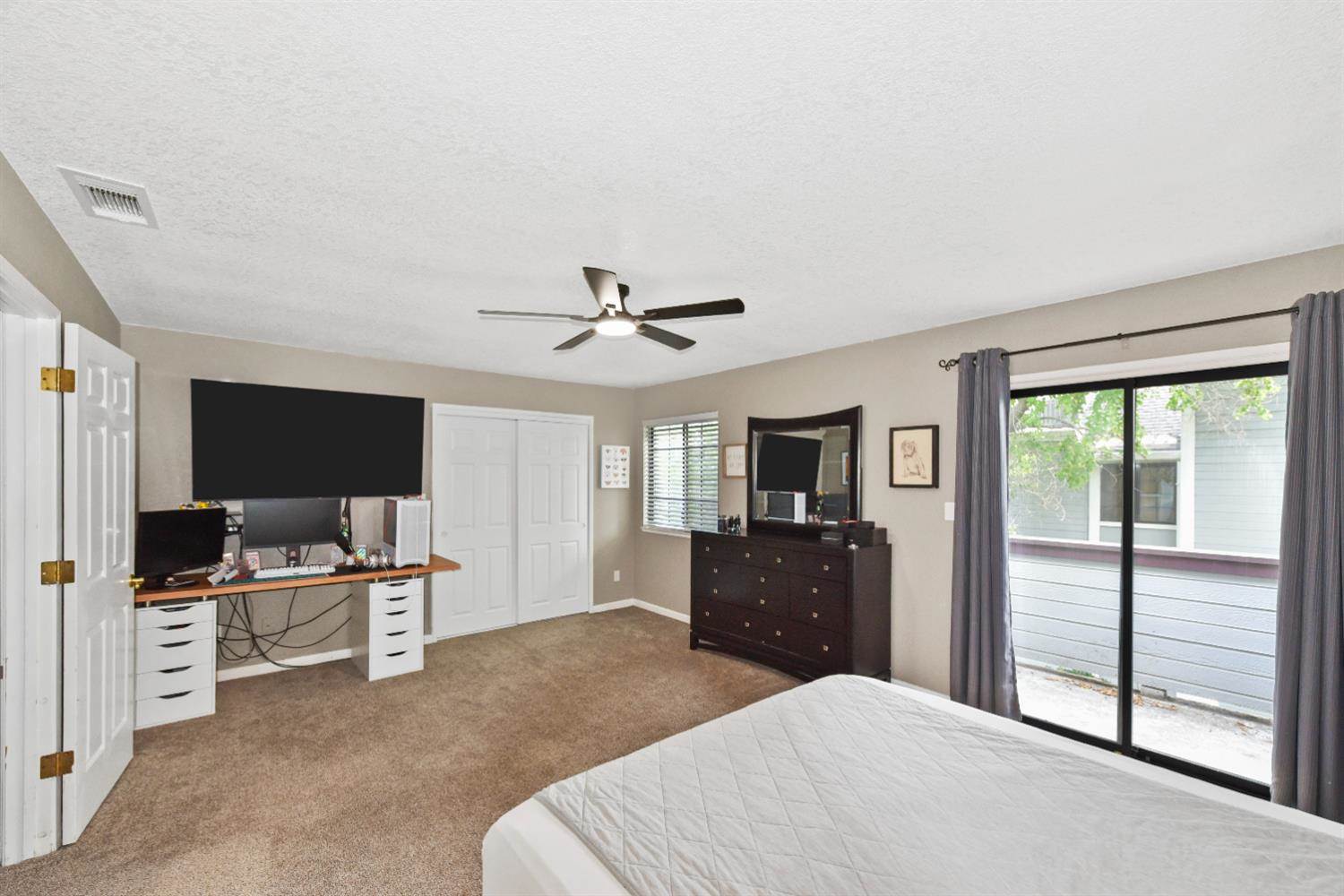 7409 Auburn Oaks Court, Citrus Heights, CA 95621