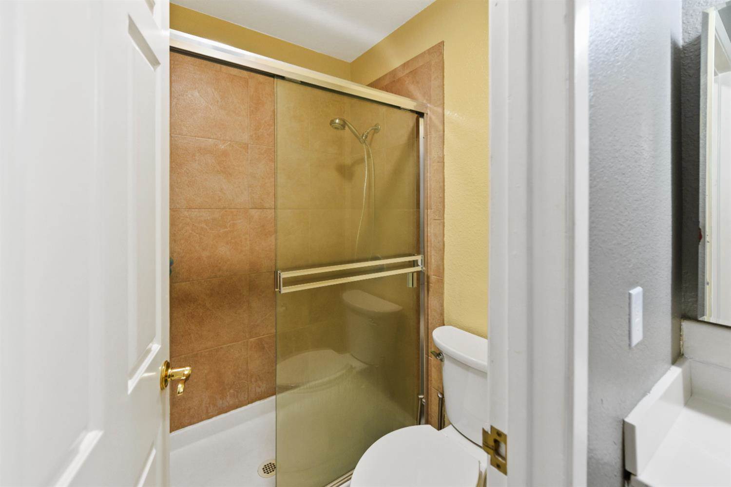 7409 Auburn Oaks Court, Citrus Heights, CA 95621