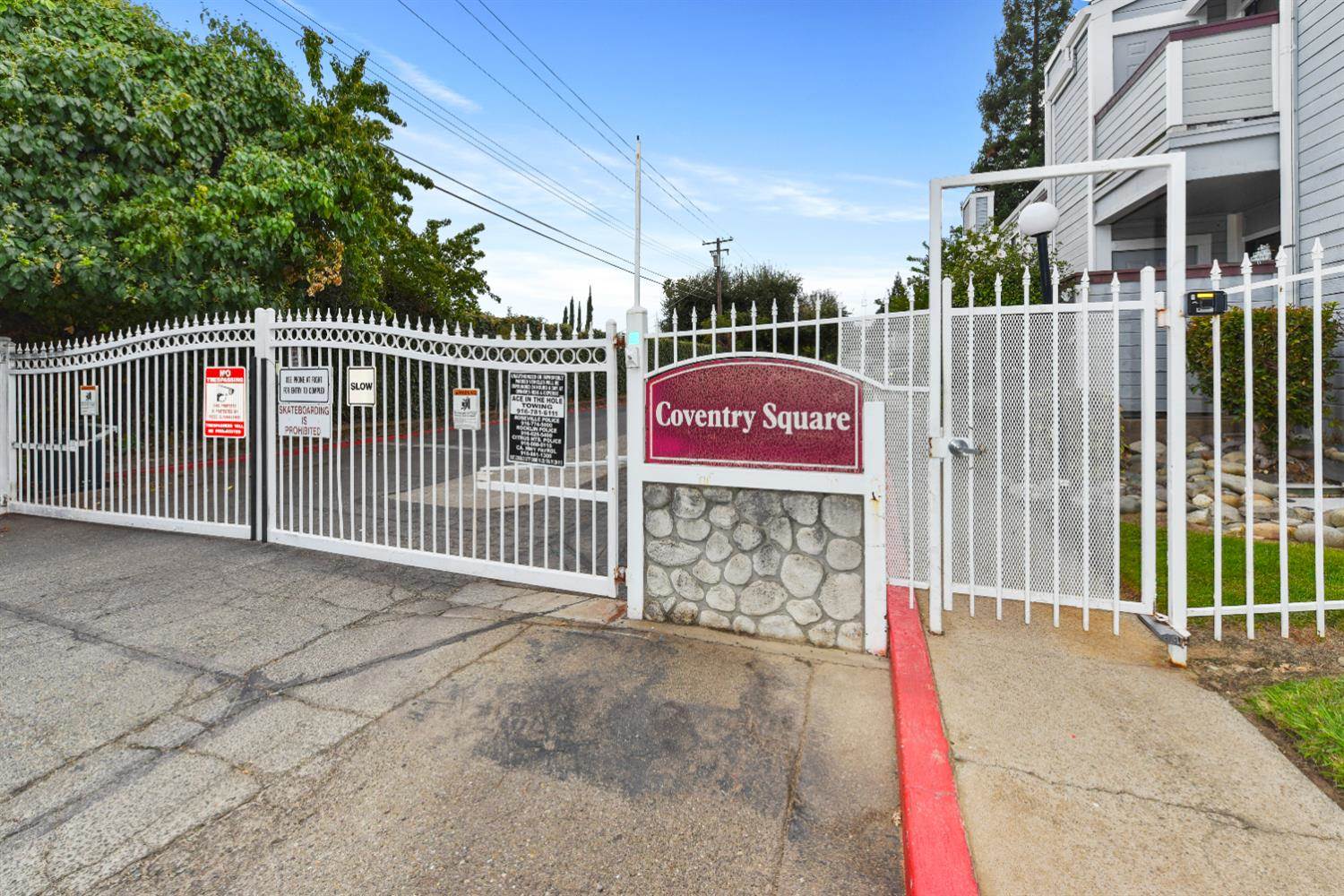 7409 Auburn Oaks Court, Citrus Heights, CA 95621