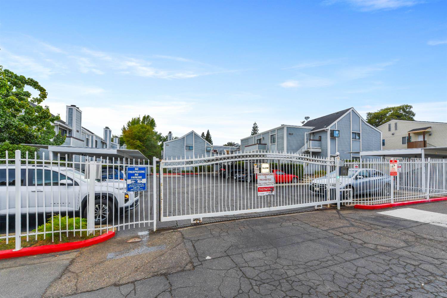 7409 Auburn Oaks Court, Citrus Heights, CA 95621