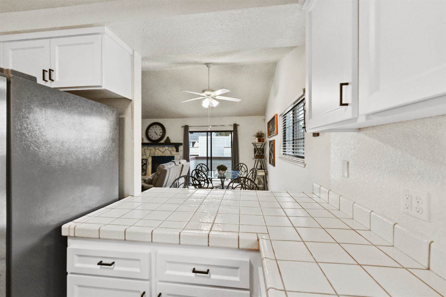 7409 Auburn Oaks Court, Citrus Heights, CA 95621