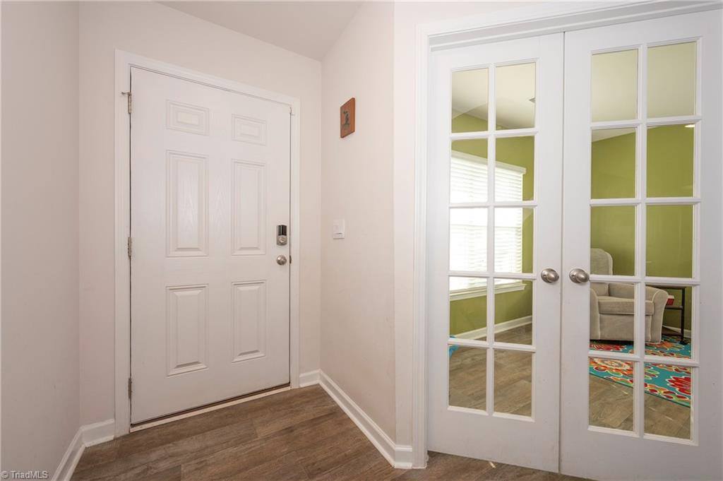 229 Rebecca Avenue, Lexington, NC 27295