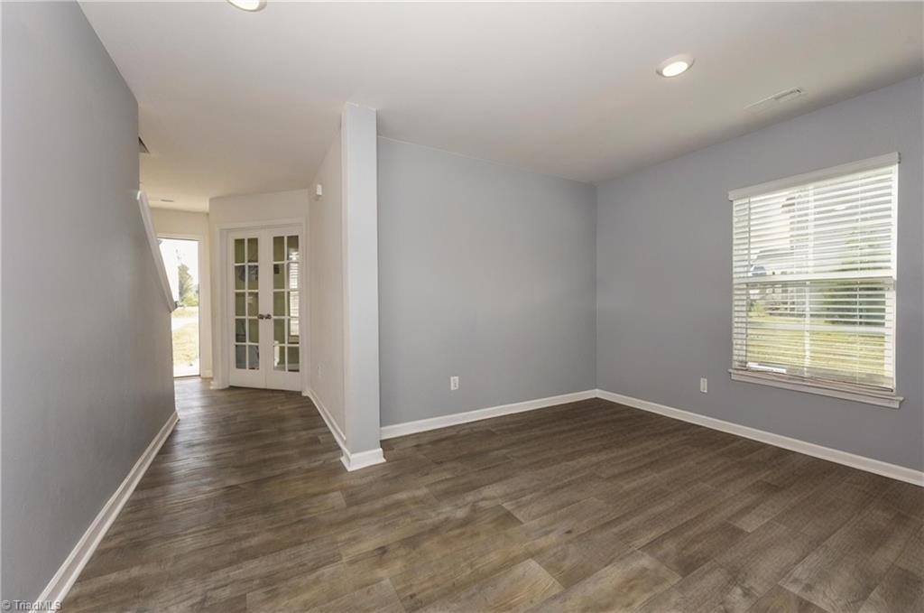 229 Rebecca Avenue, Lexington, NC 27295