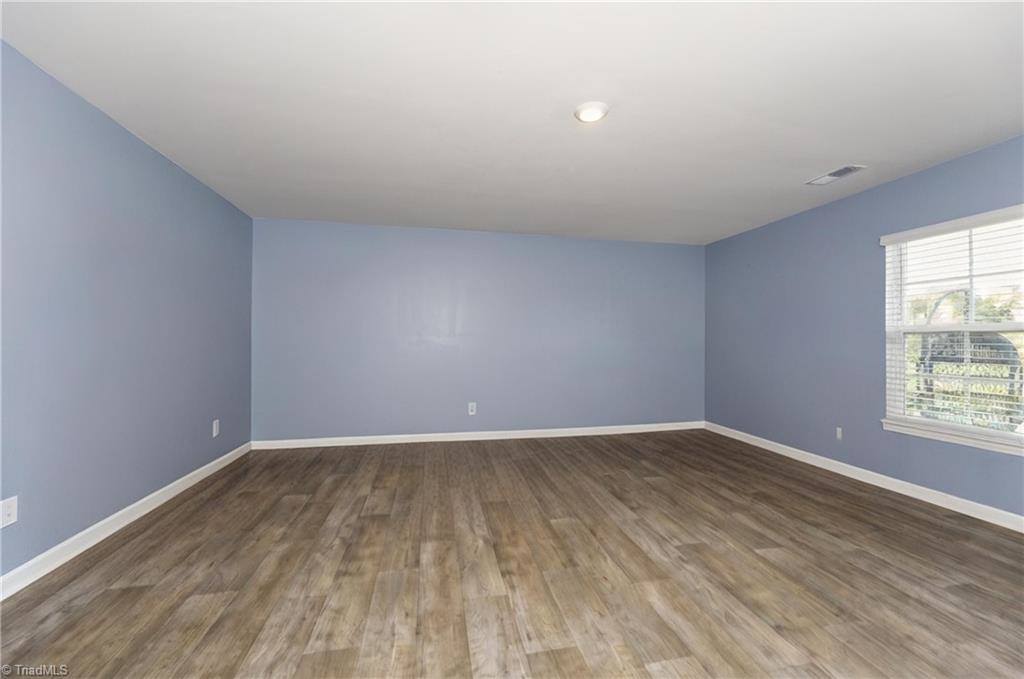 229 Rebecca Avenue, Lexington, NC 27295