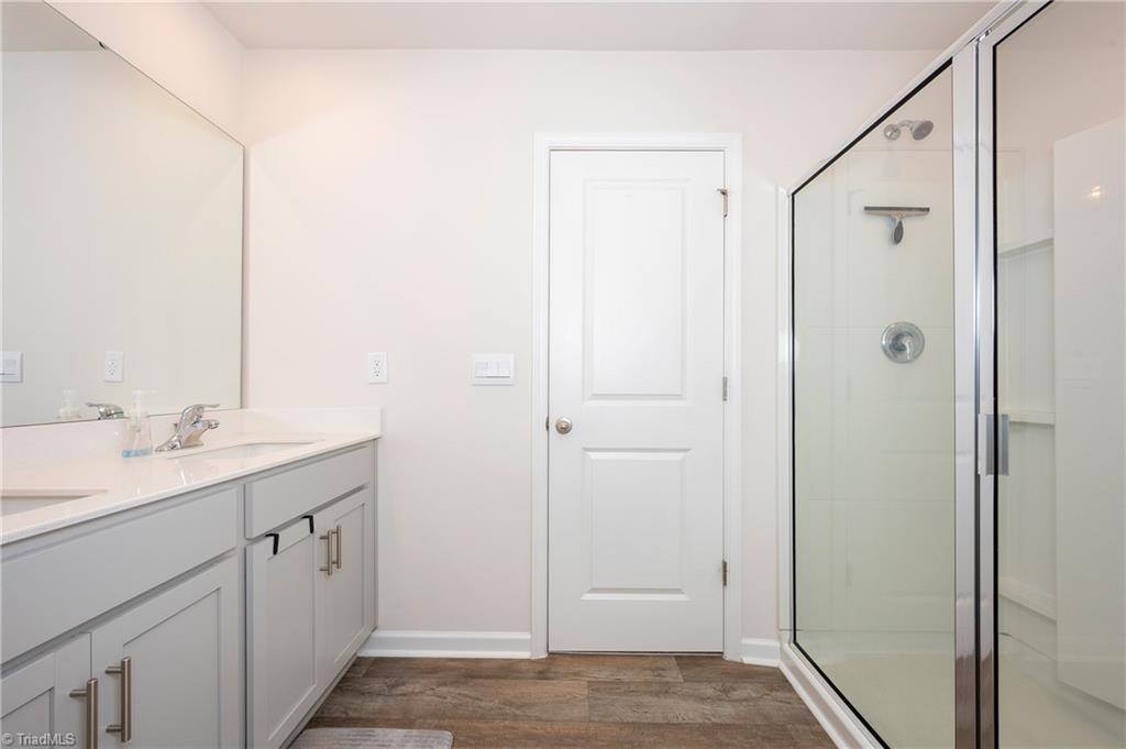 229 Rebecca Avenue, Lexington, NC 27295