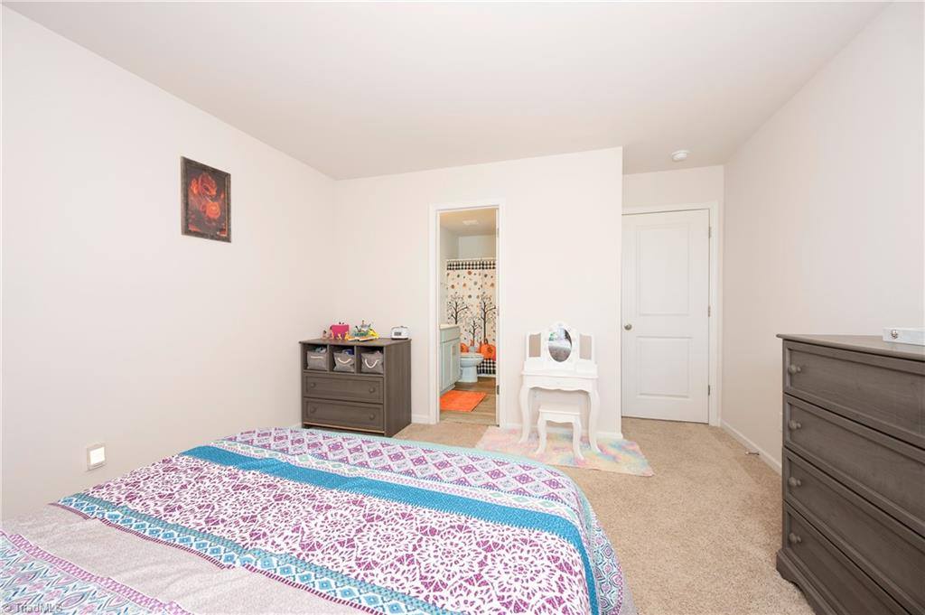 229 Rebecca Avenue, Lexington, NC 27295