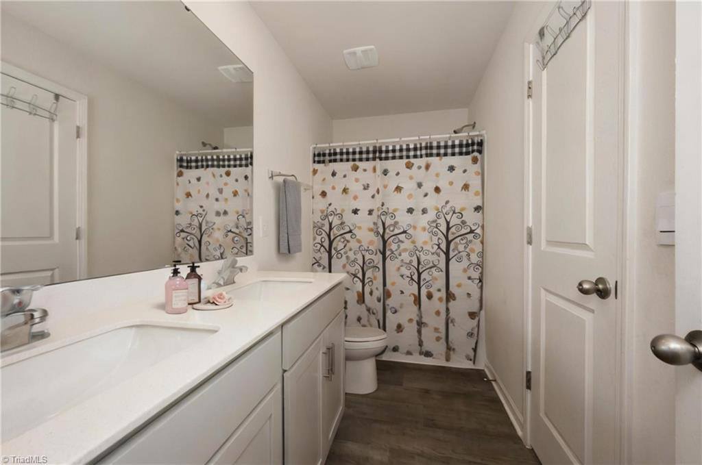 229 Rebecca Avenue, Lexington, NC 27295