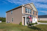 229 Rebecca Avenue, Lexington, NC 27295